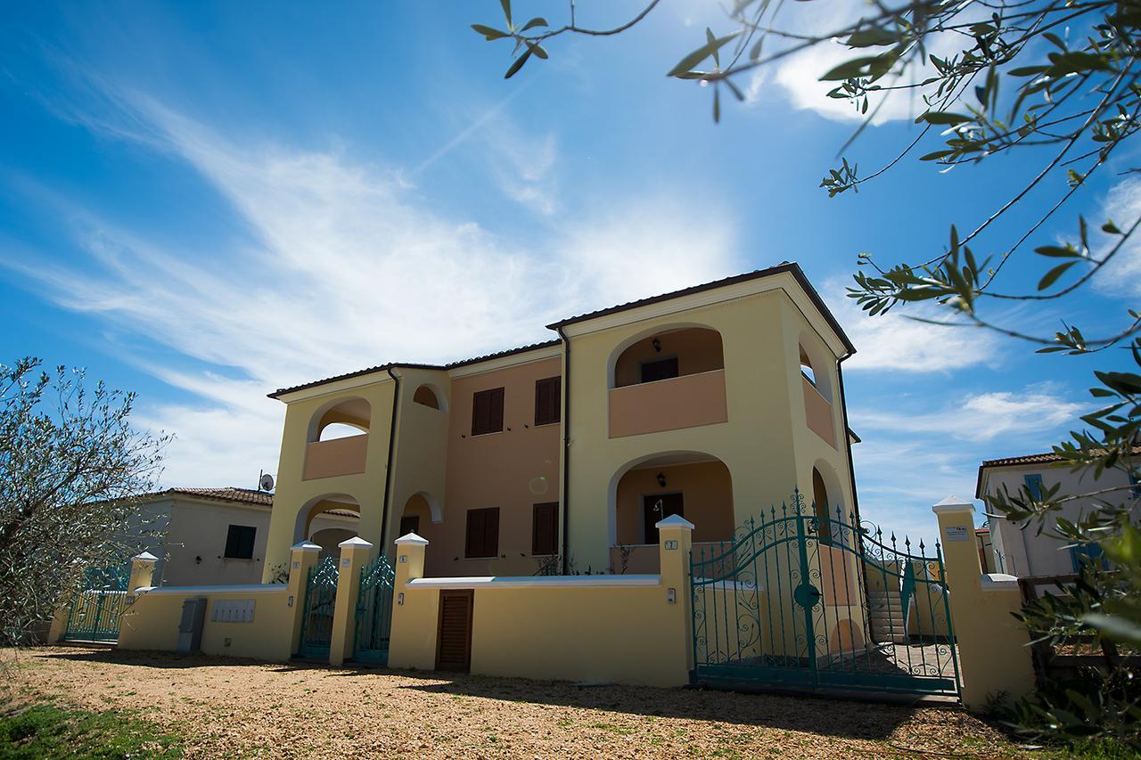 Le Residenze Del Maria Rosaria - Vico Friuli 1 Villa Орозеи Екстериор снимка
